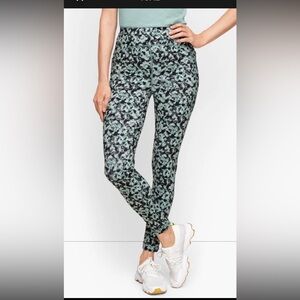 T By Talbots Performance Sports Yoga Stretch Leggings Camo Side Pockets‎ XS